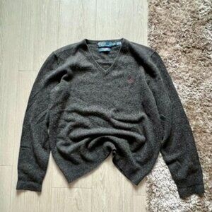 polo ralph lauren 100 lambs wool sweater Medium V Neck Grey